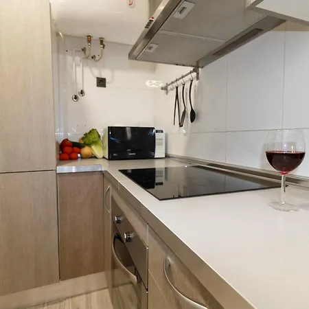 Appartamento Cozy Equipped Duplex In Poblenou Ideal For 4 Guests And Close To Public Transport Barcellona