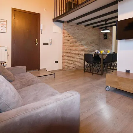 Cozy Equipped Duplex In Poblenou Ideal For 4 Guests And Close To Public Transport Appartamento Barcellona